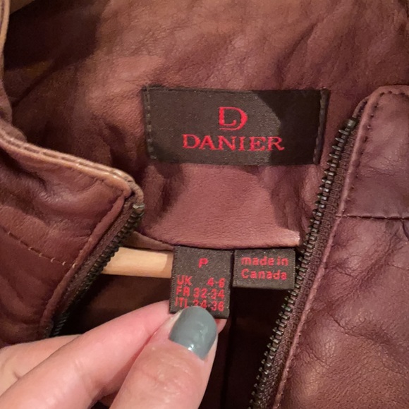 Danier leather bomber jacket, Size S, brown - Picture 2 of 4